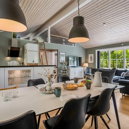 Marlena - 1-1km From The Sea By Interhome
